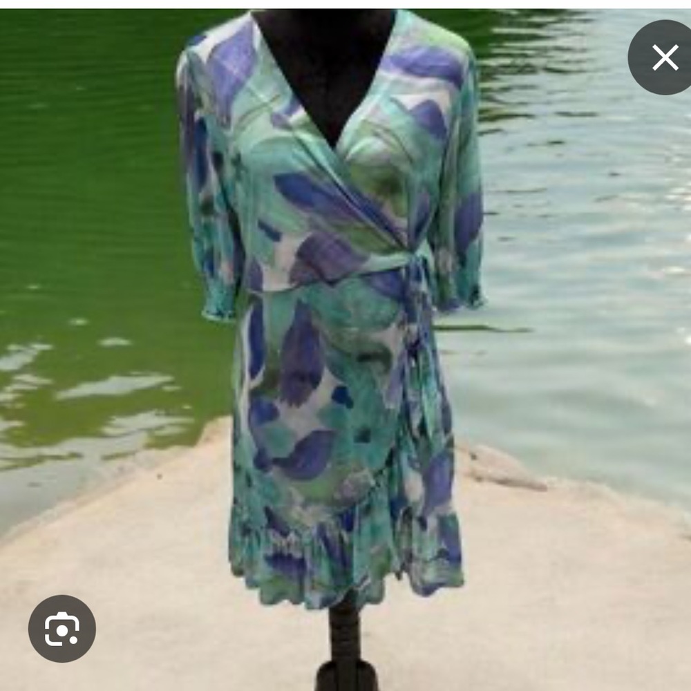 NWT! Sunny Leigh Woman’s Green & Blue Floral Print Dress Size Large - Picture 4 of 14